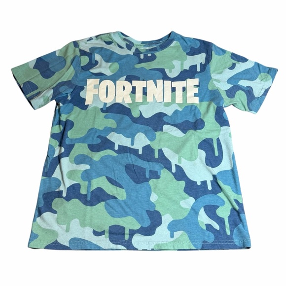Fortnite Other - 10/$25🦋 Fortnite Blue & Green Camo Short Sleeve Graphic Tee - Size Large (10-12)